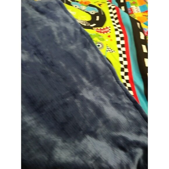 Dino Vroom Vroom Car Race Themed Boys Lightweight Quilt. Size 36" X 46" - Picture 6 of 10